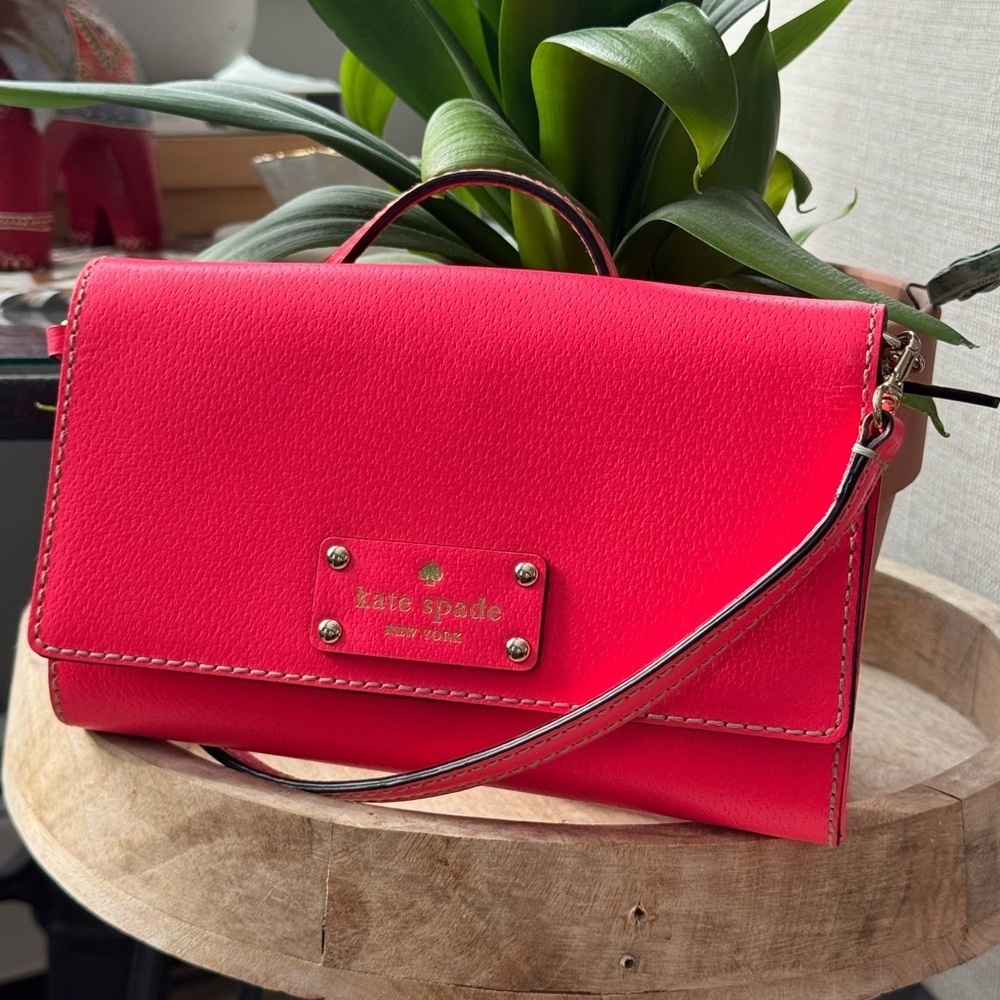Kate Spade Vibrant Pink Crossbody/Clutch - Picture 2 of 10